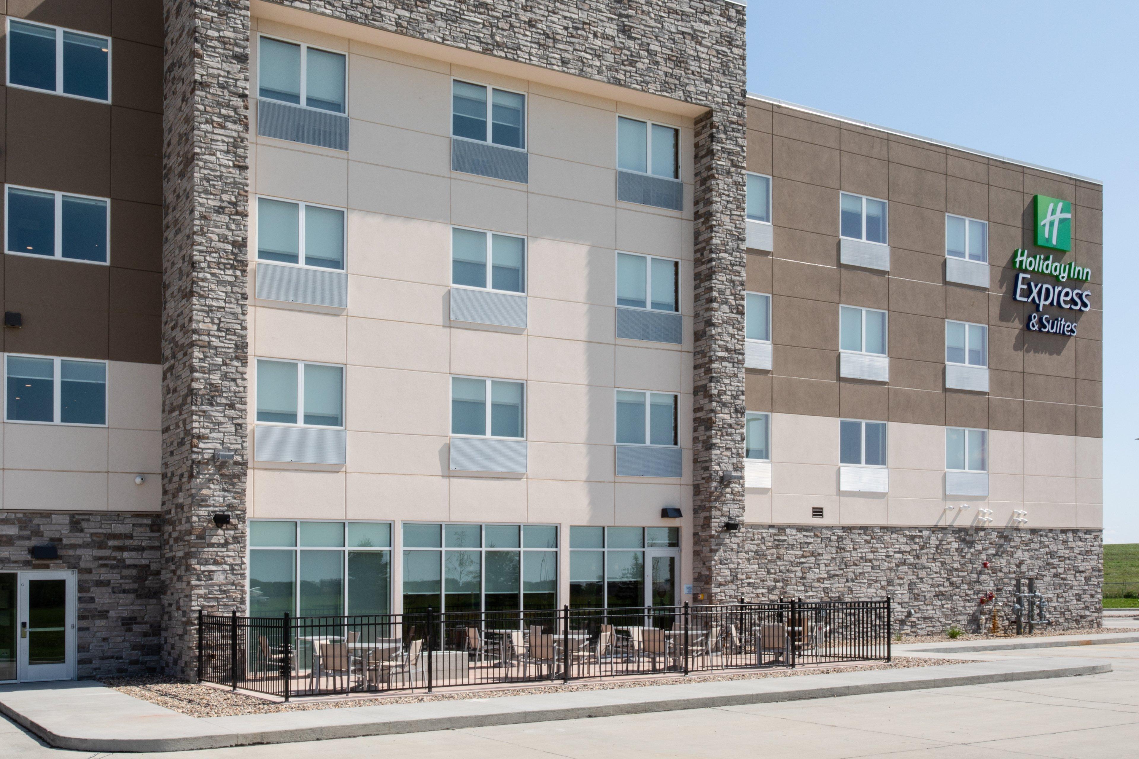 Holiday Inn Express & Suites Sioux City North - Event Center By Ihg Dakota Dunes Dış mekan fotoğraf