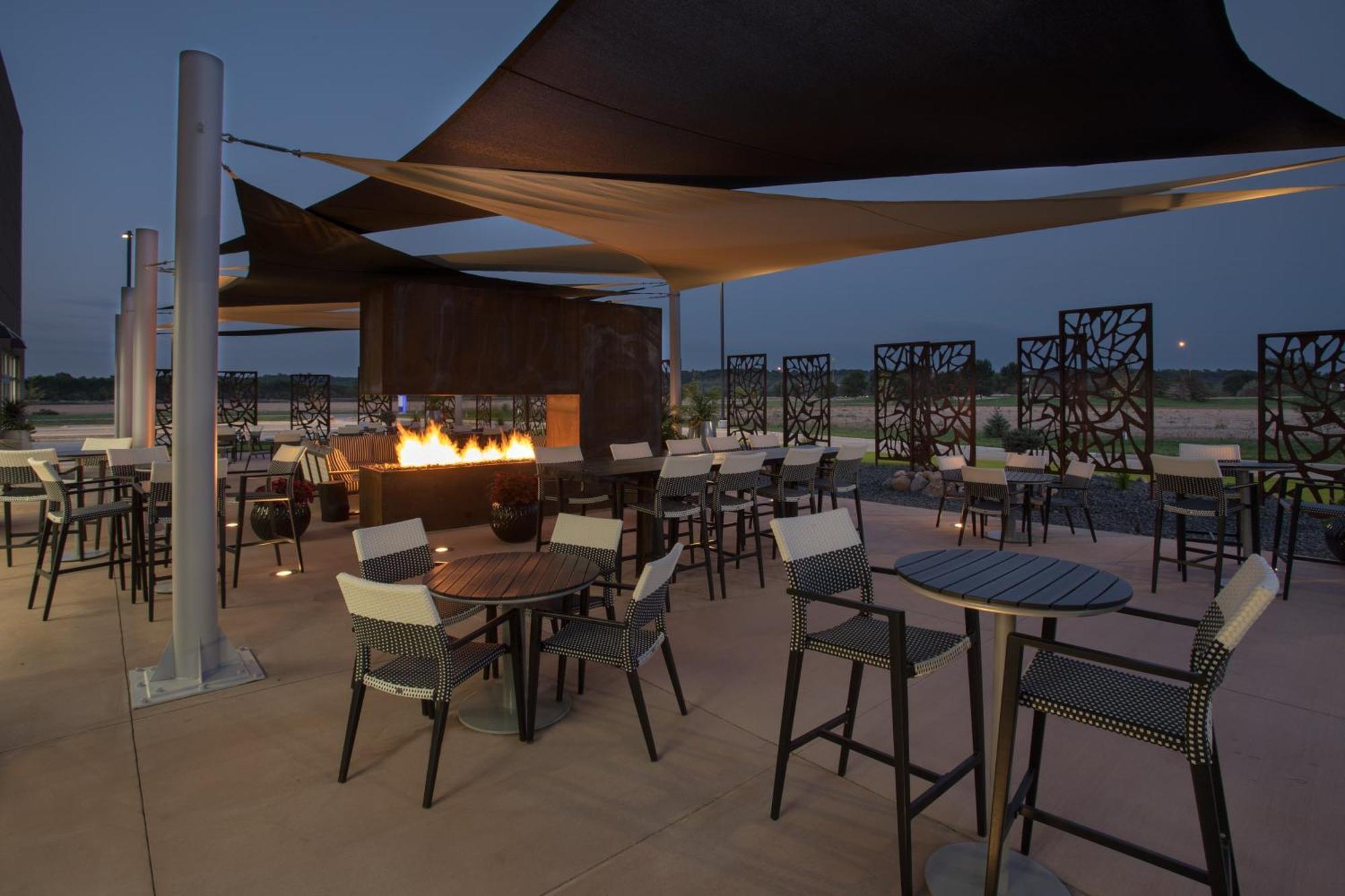 Holiday Inn Express & Suites Sioux City North - Event Center By Ihg Dakota Dunes Dış mekan fotoğraf