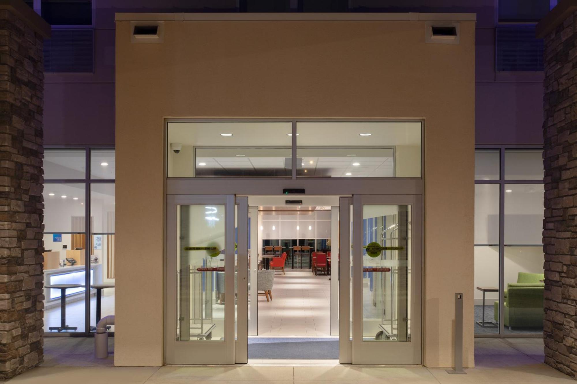 Holiday Inn Express & Suites Sioux City North - Event Center By Ihg Dakota Dunes Dış mekan fotoğraf